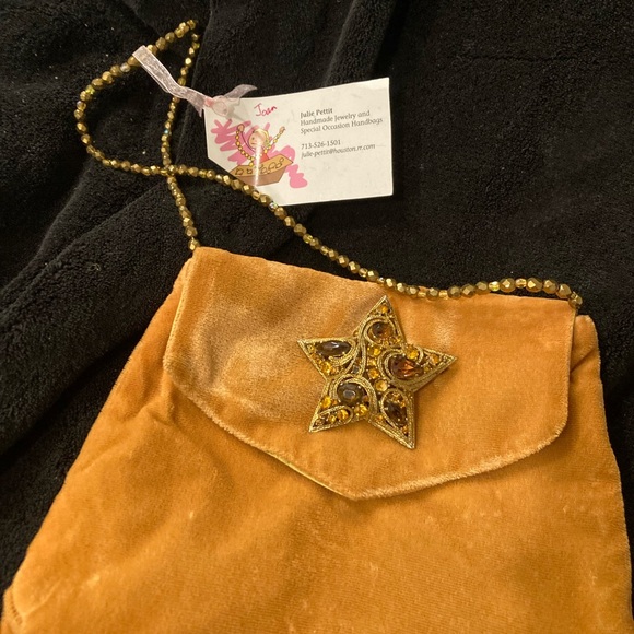Chic Velvet Star Embellished Clutch - Picture 1 of 4